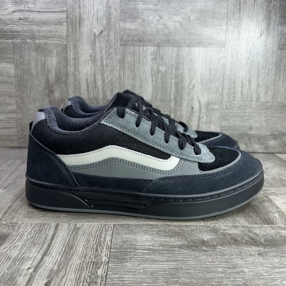 Vans Estazzo Men's size 11 Black Grey Skate Shoes - Picture 1 of 8